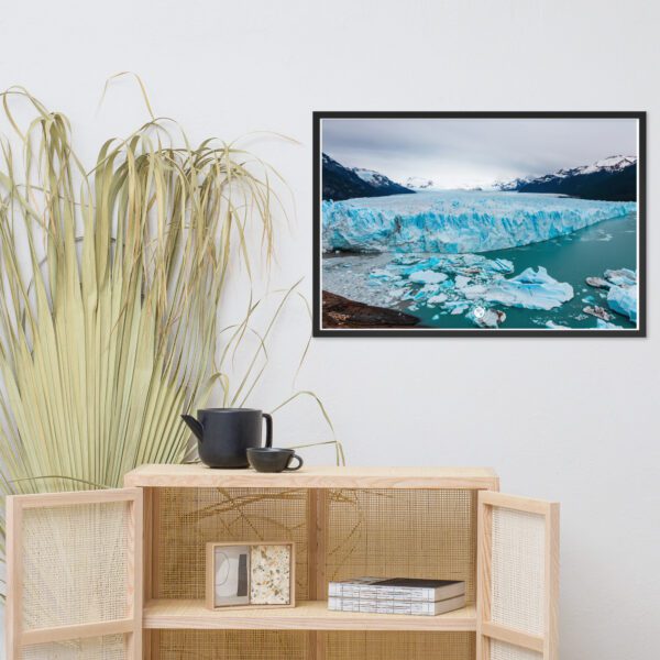 enhanced-matte-paper-framed-poster-in-black-24x36-front-69a21b883b6a4.jpg Póster con marco - Calafate Glaciar ARG