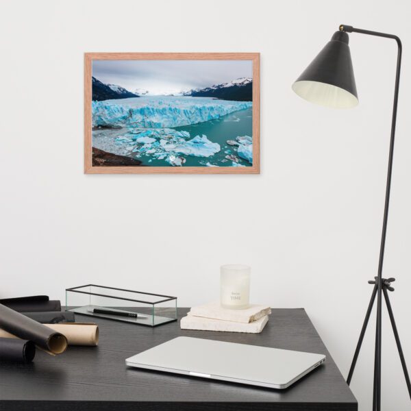 enhanced-matte-paper-framed-poster-in-red-oak-12x18-front-69a21b883bf7f.jpg Póster con marco - Calafate Glaciar ARG